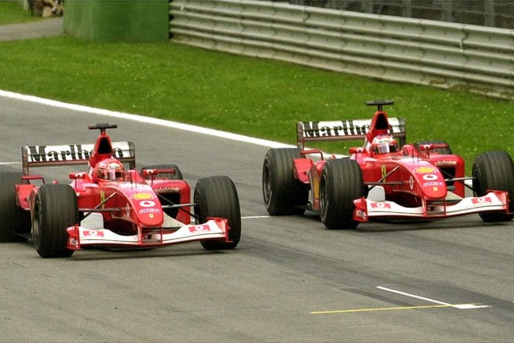 Когда заходит речь о команде Ferrari, чаще всего срабатывает стереотип: говорим Ferrari - подразумеваем Михаэль Шумахер, говорим Михаэль Шумахер - подразумеваем Ferrari. Про второго пилота «Скудерии» - помимо тех случаев, когда он побеждает в гонке или уступает свою явную победу Шумахеру - обычно несправедливо забывают. Мол, второй номер он и есть второй номер, всего лишь «подпорка» для великого Михаэля - что с него взять?