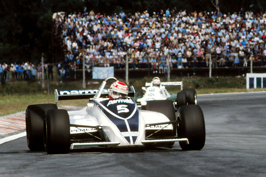 Гран-При Аргентины 1981 года: Пике останавливает Williams