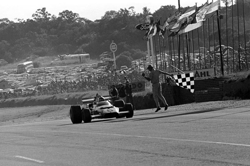 Гран-при ЮАР 1971 года: Андретти выигрывает первый Гран-при