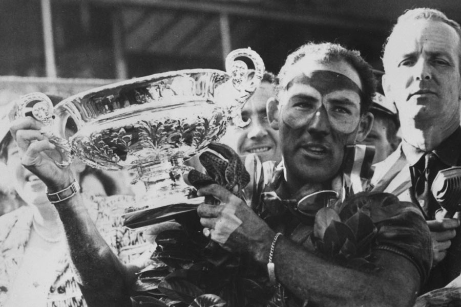 Гран-При Великобритании 1955 года: Первая победа Мосса